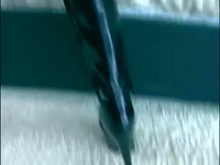 Schwarz schenkel hoch boot sex film mit ein langbeinig brünette