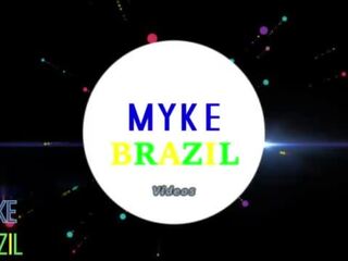 Festa do myke parte 2 -muita putaria e sacanagem total&period; o surubada rolou solta com o mulherada pelada e louca para foder