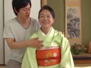 יפני אמא שאני אוהב לדפוק: יפני שפופרת xxx xxx אטב סרט 7f