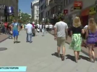 Aiko may wideolar her naked desirable body on jemagat öňünde streets - nudecams.xyz